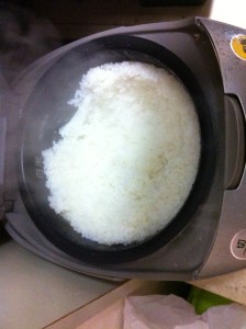 中国米炊く