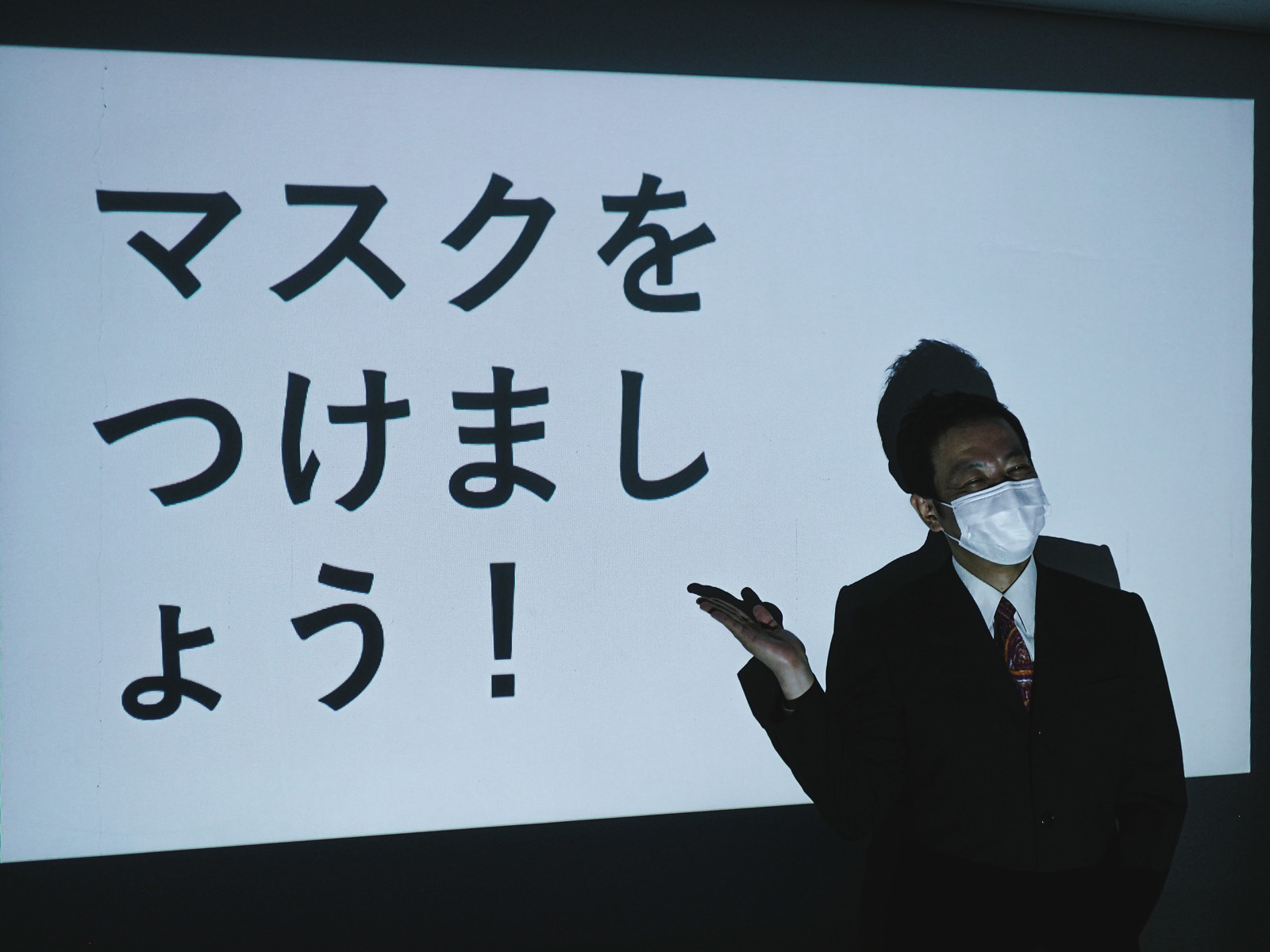 【動画あり】マスク拒否の男性下ろすＨＡＣ北海道奥尻函館　ネットの反応